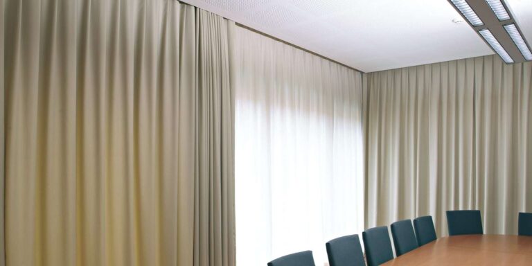 Motorised curtains